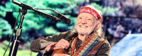 Willie Nelson Reimagines His Classic Songs on New Album ‘Bluegrass’ | 100.9 The Grade | Classic ...