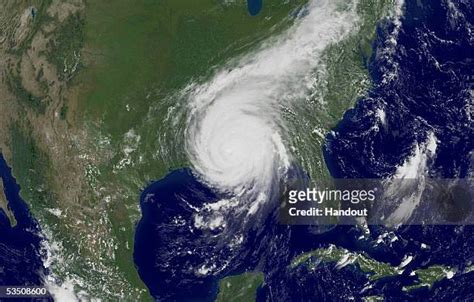 76 Hurricane Katrina Satellite Stock Photos, High-Res Pictures, and ...