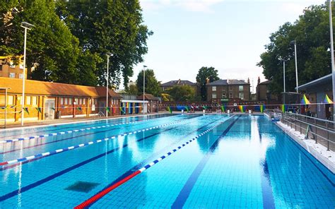 London Fields Lido - All You Need To Know Before Visiting