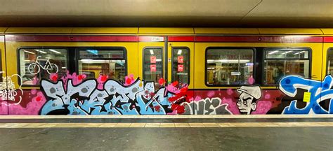 Saw this nice train today in Berlin : r/Graffiti