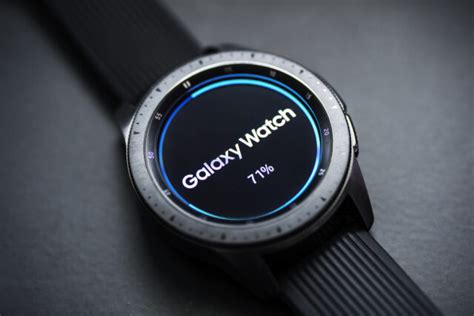 Design and Display Features of Samsung Galaxy Watch