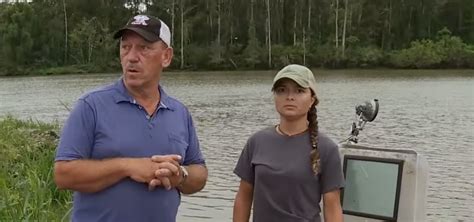 How Much Do Alligator Hunters Make on the Show 'Swamp People'? - VisionViral.com