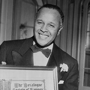 Percy Julian - Biography, Chemist, Pioneer in Medicinal Drugs