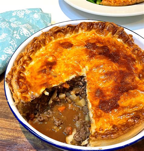 Beef Mince & Potato Pie - Best Recipes UK