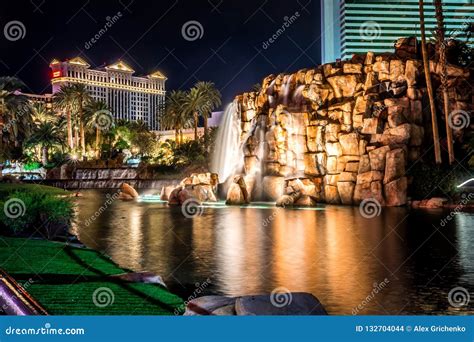 Mirage Hotel Casino Volcano Fountain at Night Editorial Stock Image ...