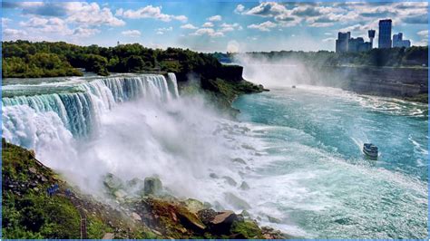 Niagara Falls, Tempat Wisata di Kanada Paling Romantis