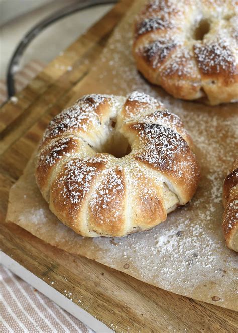 Cooking with Manuela: Apple Ring Pastries Fruit Desserts, Dessert ...