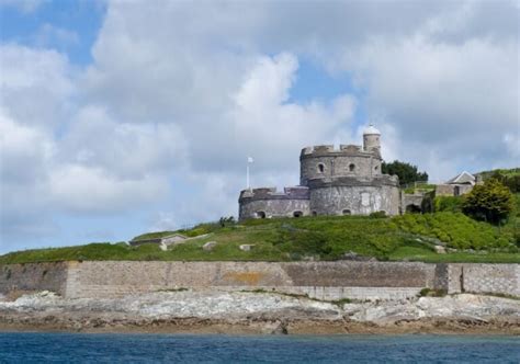 10 Best Castles in Cornwall, UK - Goats On The Road