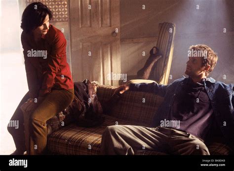 SIX FEET UNDER (TV) RACHEL GRIFFITHS, PETER KRAUSE 6FUD 001 DD Stock Photo - Alamy