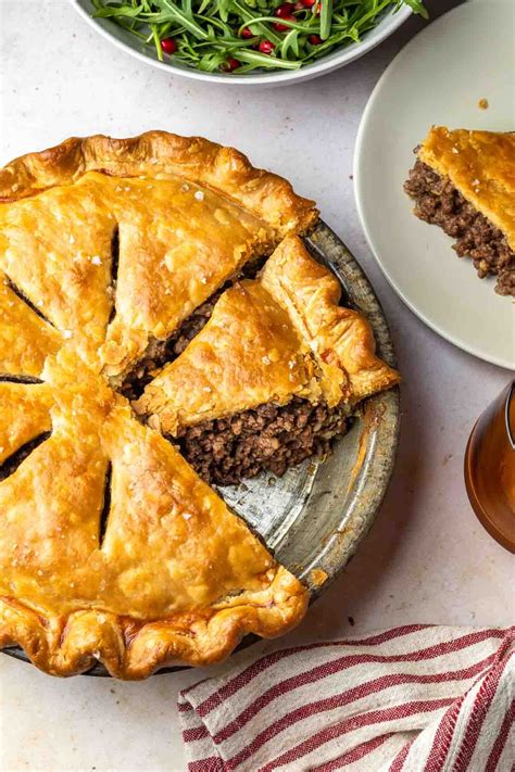 Tourtiere: Canadian Meat Pie Recipe | Recipe | Meat pie, Canadian meat ...