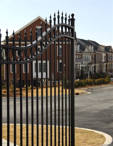 4 Ways a Motorized Gate Increases Your Home's Security - New York State ...