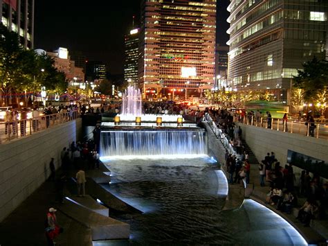 Cheonggyecheon Stream | Broke Tourist