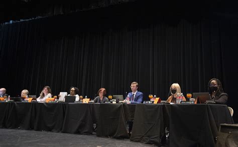 Tumultuous meetings lead Jackson School Board to discuss creating board norms - mlive.com