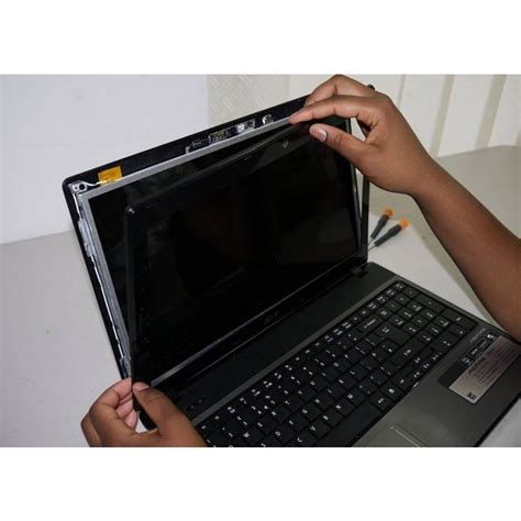 Laptop Screen Repair/Replacement Service