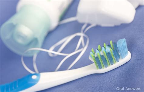 Should You Floss Before or After Brushing Your Teeth? | Oral Answers