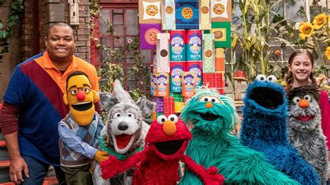 Imagination Blooms with New 'Sesame Street' Episodes in April - The Toy Insider