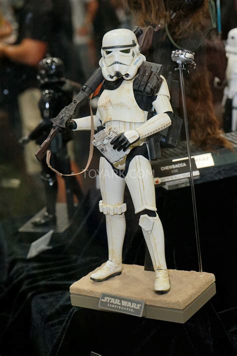 SDCC 2015 - Hot Toys Star Wars at Sideshow Booth - The Toyark - News