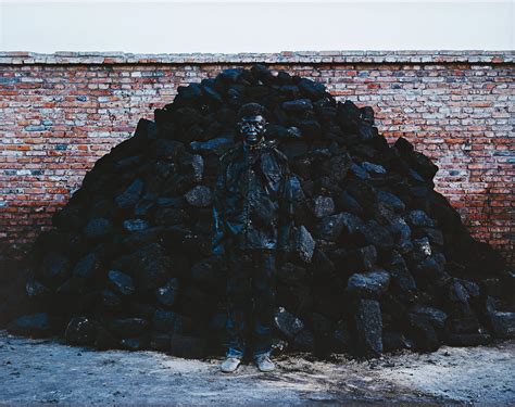 Liu Bolin, "Hiding in the City #95", 2010. - Bukowskis