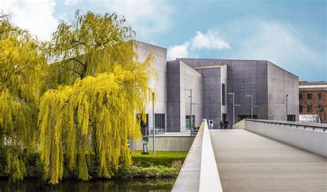 The Hepworth Wakefield by David Chipperfield: Britain’s Museum of the ...