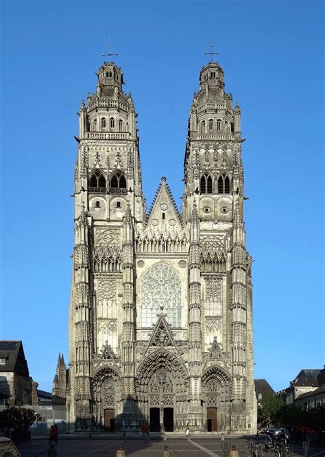 Fachada de la catedral de Tours en 2019 | Arquitectura antigua, Tours francia y Castillos