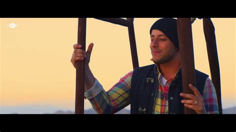 Maher Zain Ramadan English Official Music Video - YouTube