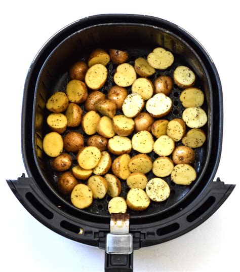 Air Fryer Steak & Potatoes (Easy Recipe) • Tastythin