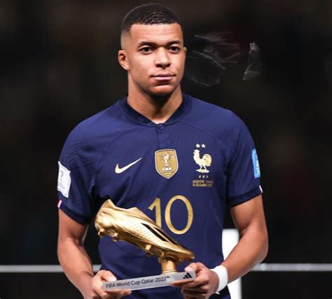 Kylian Mbappe wins the 2022 World Cup Golden Boot with a hat-trick ...