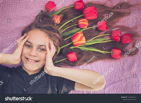 Emotional Teen Girl Top View Red Stock Photo 1940939314 | Shutterstock