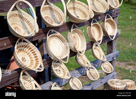 Coiled Gullah Sweetgrass Basket weaving, South Carolina Stock Photo - Alamy