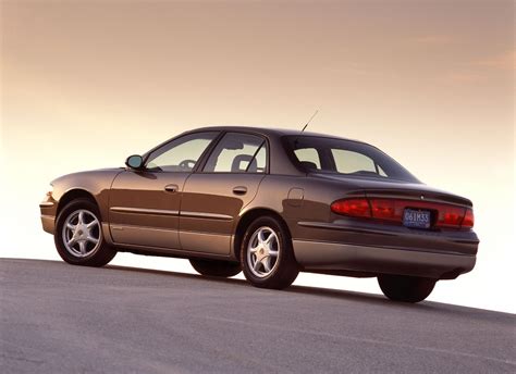 2003 Buick Regal - Information and photos - MOMENTcar