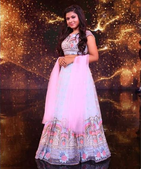 Arunita Kanjilal (Indian Idol) Height, Age, Boyfriend, Family, Biography & More - Contestant.in