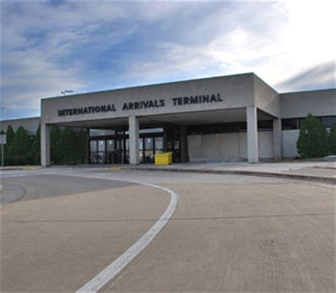 Mitchell Airport :: International Arrivals Terminal