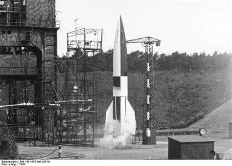 MUST SEE! 20 Amazing pictures of V2 Rockets at Peenemunde | War History ...