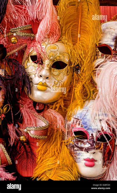 Carnival Party Masks For Sale In Venice, Italy Stock Photo - Alamy