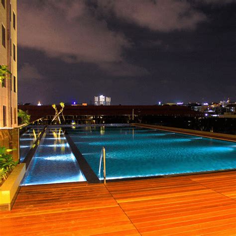 10 Cheap Batam Hotels Under $74/Night For Getaways Even Broke Friends Can Join