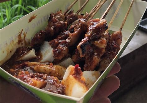 Sate Kelinci Mas Narno - Floating Market, Lembang, Bandung - Lengkap ...