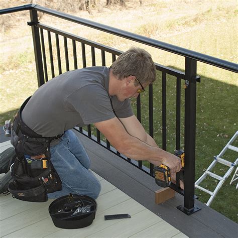 Installing an Aluminum Railing - Fine Homebuilding