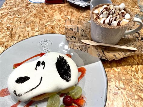 Snoopy Cafe Japan - Life In Wanderlust