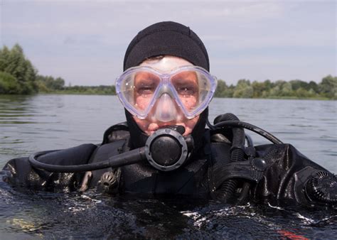 Diving Fundamentals: Keep Your Mask On • Scuba Diver Life