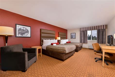 Clackamas Inn & Suites Clackamas, Oregon, US - Reservations.com