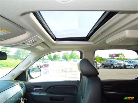 2013 Chevrolet Tahoe LT 4x4 Sunroof Photo #68979374 | GTCarLot.com