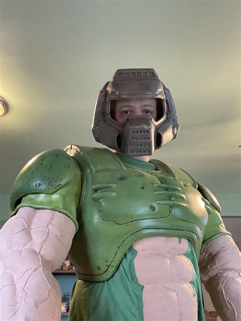 Doomslayer classic cosplay update (WIP) : r/Doom