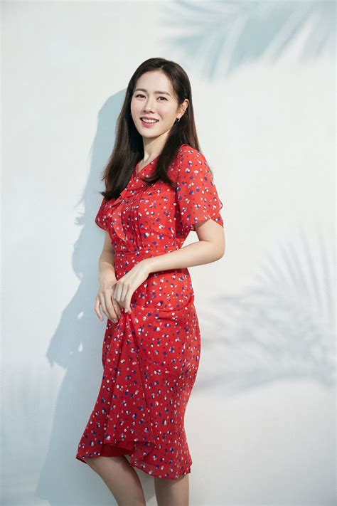 Son Ye Jin chosen as a model for 'Crocodile Ladies' | allkpop