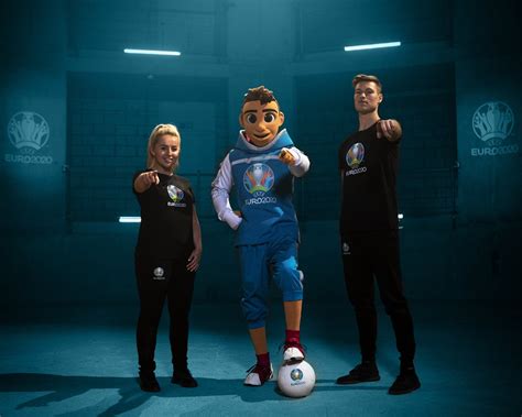 Insane? EURO 2020 Mascot Revealed - Footy Headlines