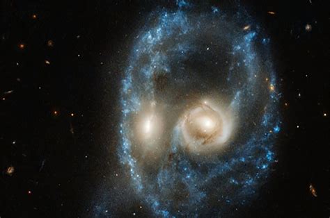 Hubble Telescope spots ‘ghostly face’ in colliding galaxies