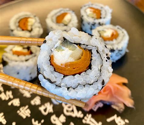 27 Best Philadelphia Roll Sushi Recipes