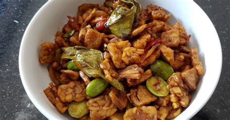 Resep Sambal Goreng Tahu Tempe pete oleh Ami Holmes - Cookpad