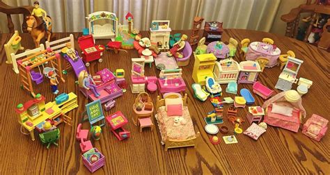 Huge 100+ Piece Lot of Fisher Price Loving Family Furniture Accessories ...