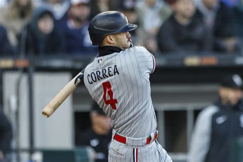 Carlos Correa responds to being booed after horrid start to season