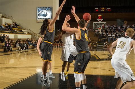 Men's Basketball vs Fort Hays State | Emporia State University | Flickr